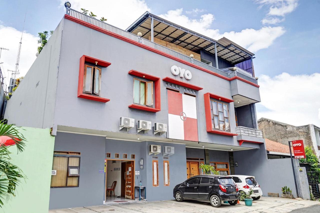 Oyo 1932 Srimahi Residence Bandung Exterior photo